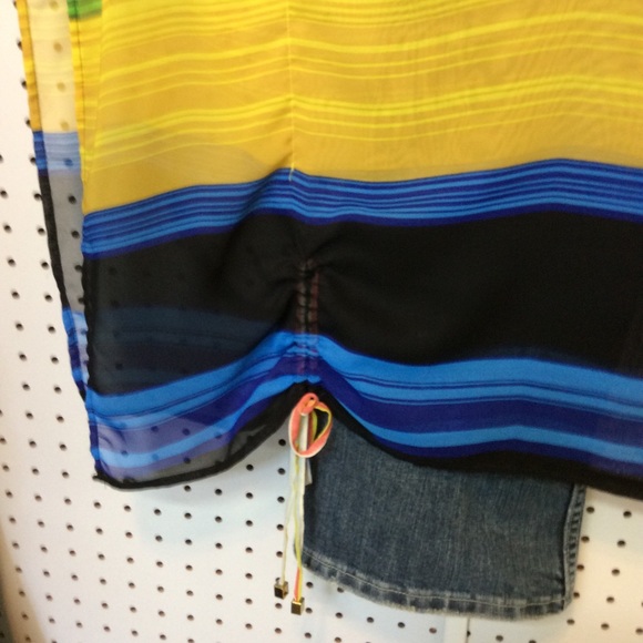 Apostrophe Woman’s Sheer Poncho Style Top SZ Medium Sheer SALE ❗️ - Picture 5 of 8